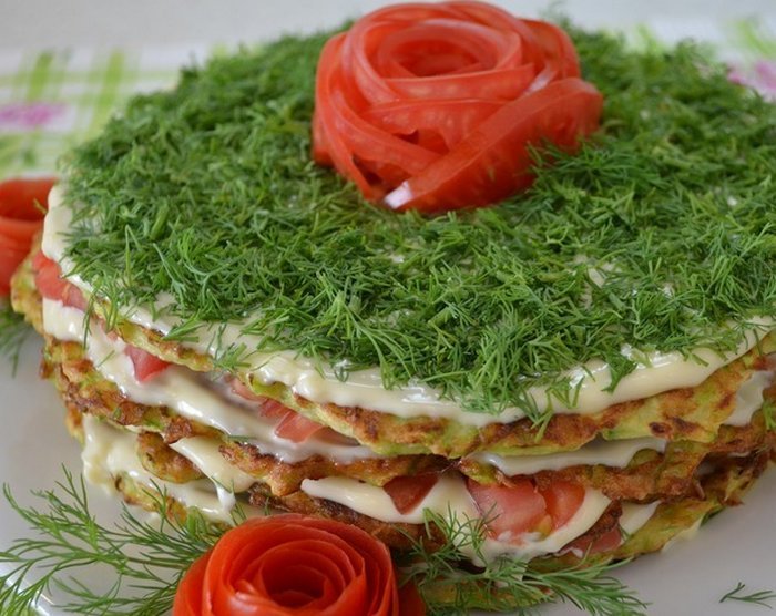 Торт з кабачків з помідорами і часником: смачний і простий рецепт