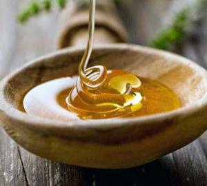 Корисні властивості та протипоказання мед з буркуну