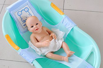 Що дає гамак для купання немовлят?