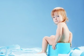 Як правильно поставити клізму немовляті в домашніх умовах?