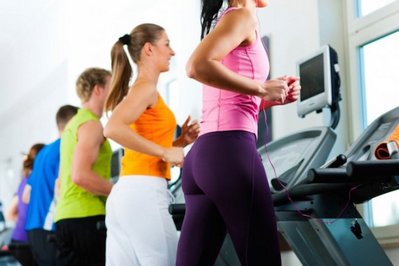 Правила бігу для схуднення, програма занять на біговій доріжці