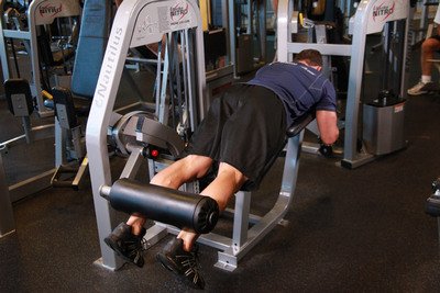 3 фітнес програми, як чоловікові зробити рельєфне тіло в спортзалі