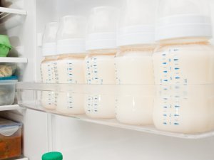 Правила ручного зціджування грудного молока