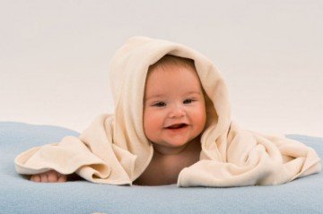 Купання дитини. Як правильно купати новонародженого малюка