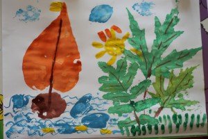 Нетрадиційне малювання: літній пейзаж відбитками листя