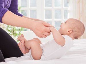 Якою повинна бути зарядка для немовлят, як її робити?