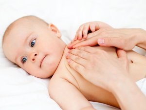Особливості вибору клейонки для немовлят