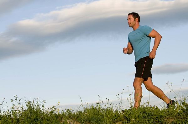 Як правильно бігати підтюпцем, і допоможуть пробіжки схуднути?