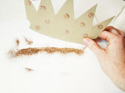 Корона з паперу своїми руками. Шаблон для вирізання