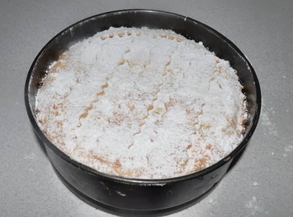 Чудовий ароматний яблучний пиріг з кремом | Смачні рецепти