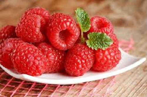 Як варити малинове варення з цілими ягодами — секрети і рецепти