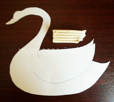 Як зробити лебедя з паперу