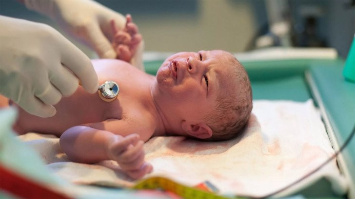 УЗД кульшових суглобів новонароджених та немовлят: норми і розшифровка показників