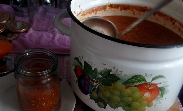 Ікра з баклажанів на зиму – пальчики оближеш! Ікра з баклажанів на зиму – пальчики оближеш!