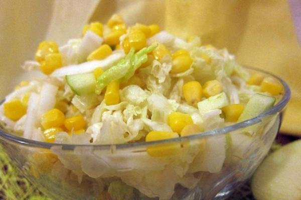 Салати зі свіжої капусти як в їдальні. Спробуйте, дуже смачний салат!