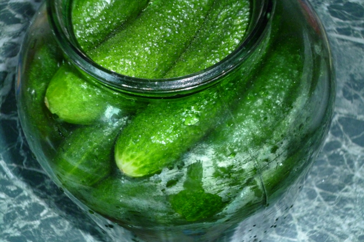 Огірки на зиму — найсмачніший рецепт. Без стерилізації і з лимонною кислотою (хрусткі на 1 і 3 літри води)