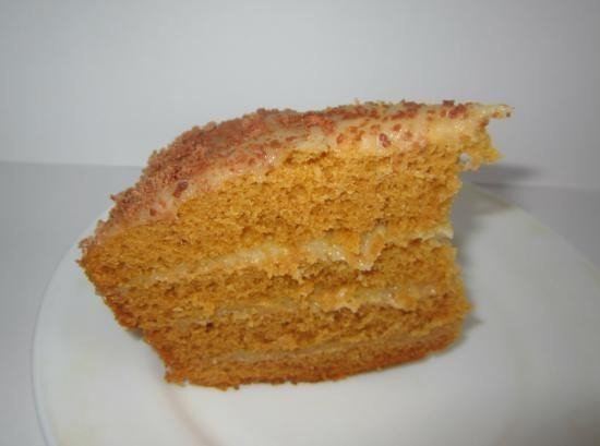 Очманілий торт «Рижик», приготований в мультиварці
