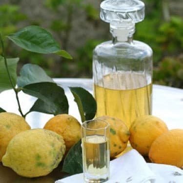 Самогон на лимоні, рецепт приготування