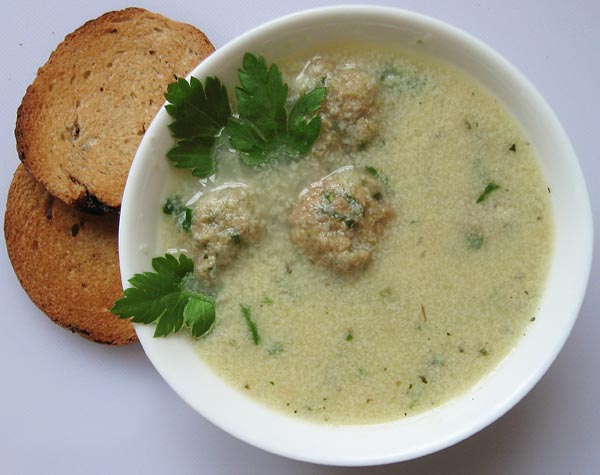 Як приготувати суп з фрикадельками в мультиварці: рецепт приготування