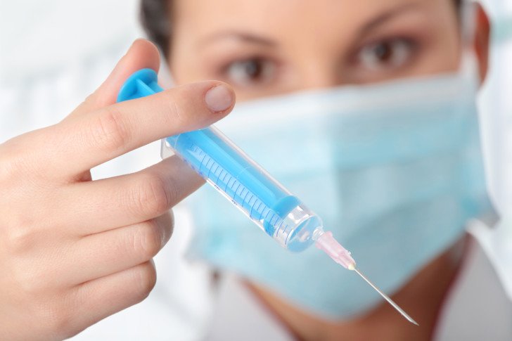 Щеплення від вірусу папіломи людини — аргументи за і проти вакцинації дитини