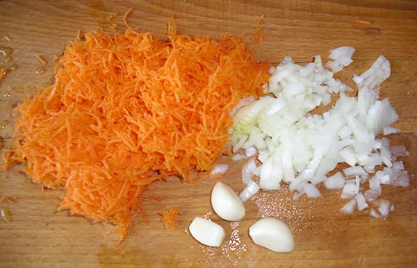 Індичка з овочами в мультиварці: рецепт приготування