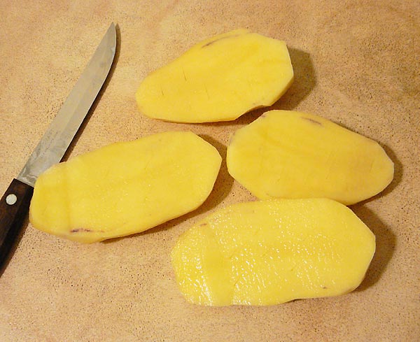 Картопля з салом в мультиварці: рецепт приготування