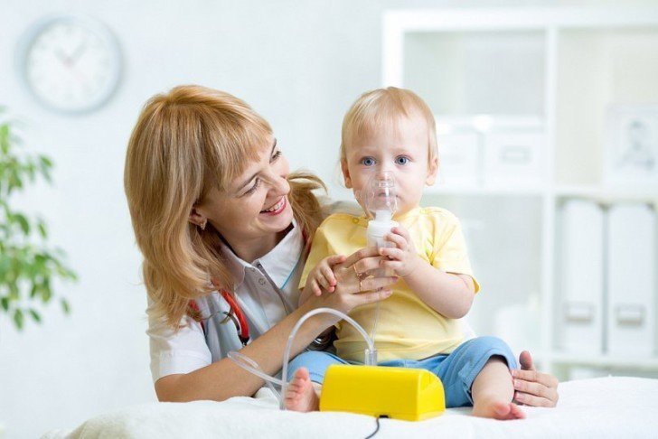 Інгалятори для дітей: небулайзери та інші апарати, розчини для процедур при сухому і вологому кашлі і нежиті