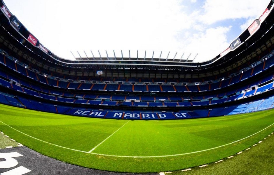 Стадіон Сантьяго Бернабеу в Мадриді