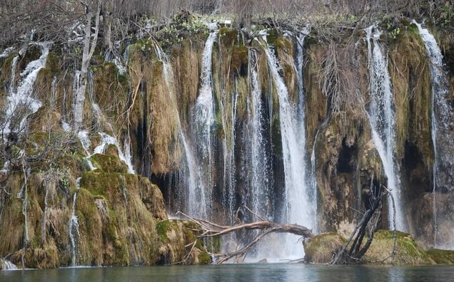 Плітвіцькі озера: памятки Хорватія