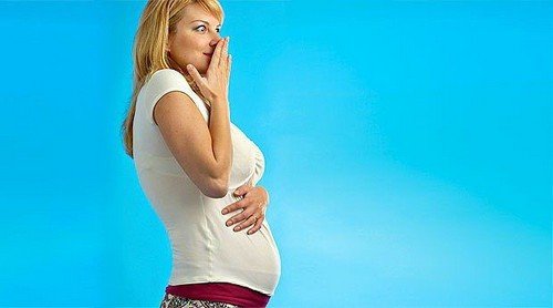 Чому твердне живіт при вагітності