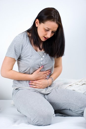 Чому виникає пульсація внизу живота при вагітності
