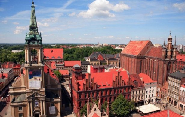 Визначні памятки міста Торунь в Польщі
