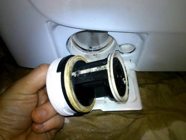 Як правильно почистити зливний насос фільтр, помпа) в пральній машині в домашніх умовах? – покрокова інструкція
