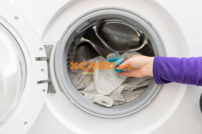 Як і куди потрібно заливати рідкий порошок в пральній машині (звичайна, зі спеціальними лотками)?