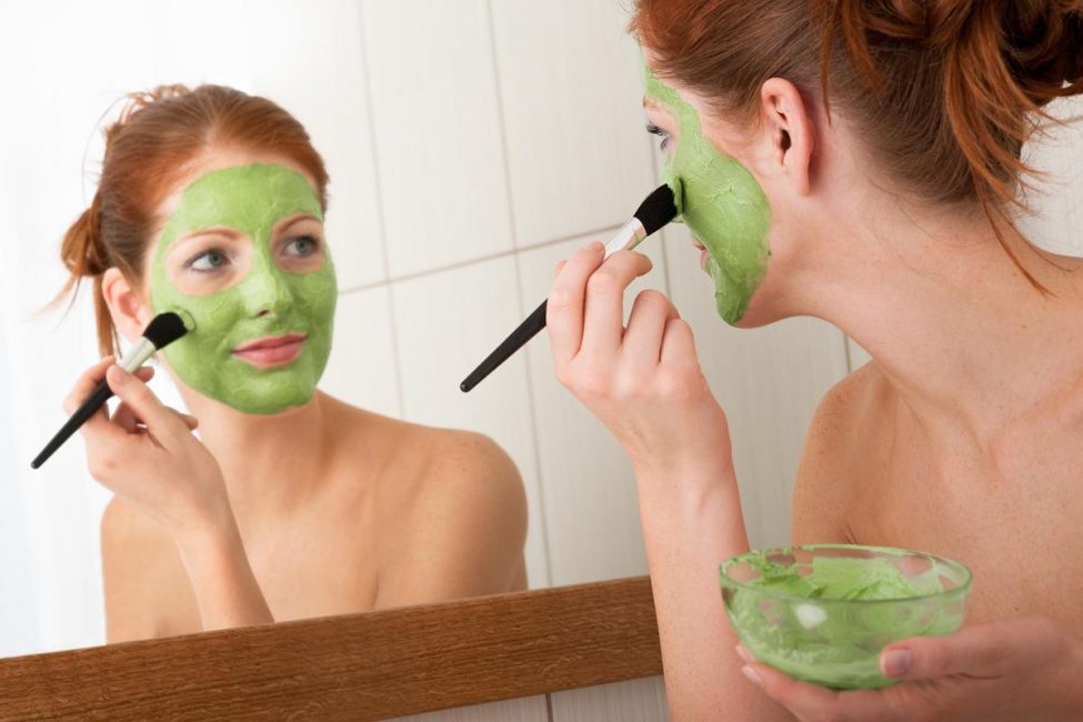 Як видалити пігментні плями в домашніх умовах? Відбілюючі маски + 10 кращих рецептів