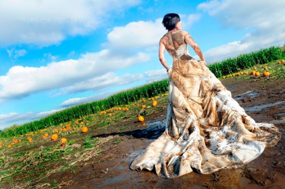 Бачити себе у весільній сукні: до чого заміжній жінці сниться сон про весільну сукню