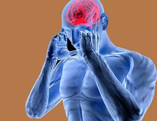 Сильний головний біль і нудота: причини з нудотою