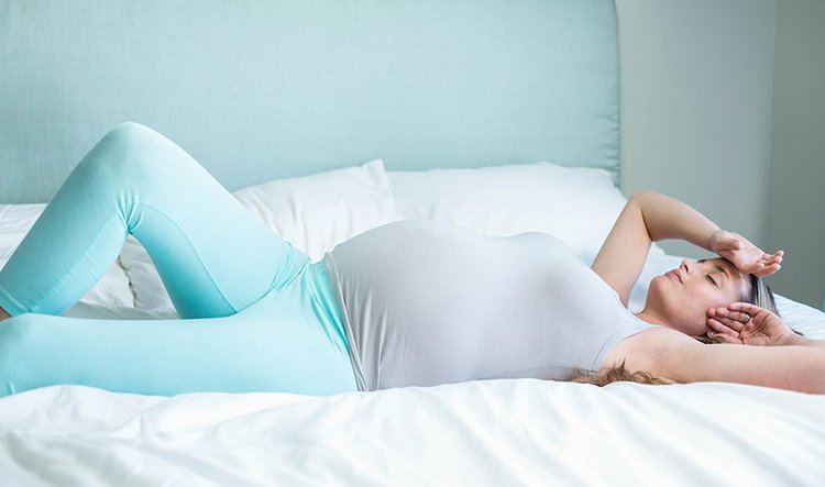 Фініки при вагітності: користь чи шкода
