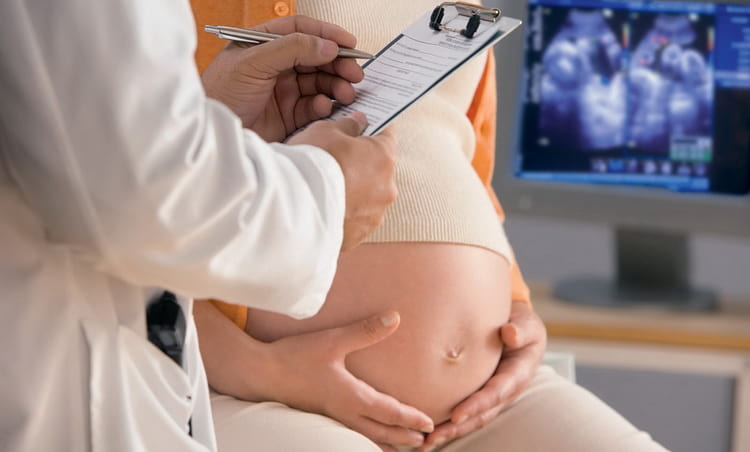 Особливості вагітності та пологів після кесаревого розтину