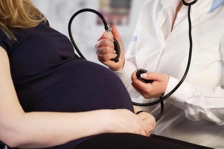 Полікістоз яєчників і вагітність: можлива