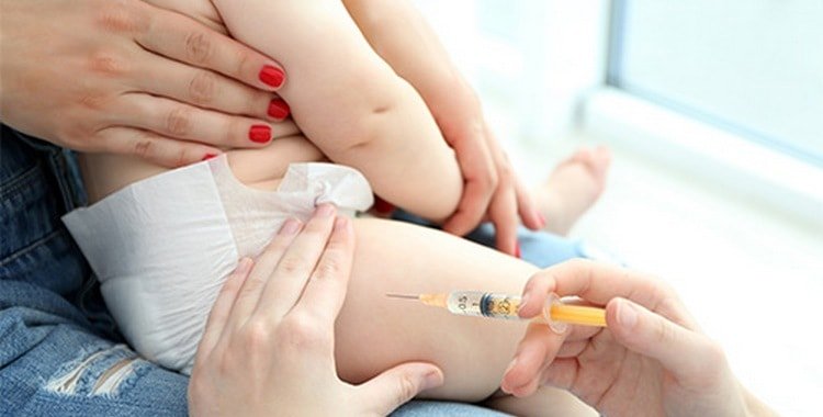 Щеплення від пневмонії дітям: вакцини, реакція