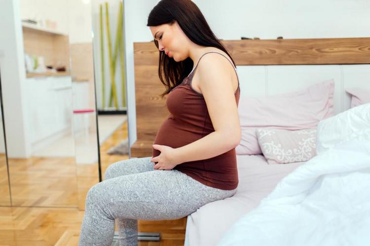 Симфизит при вагітності і після пологів