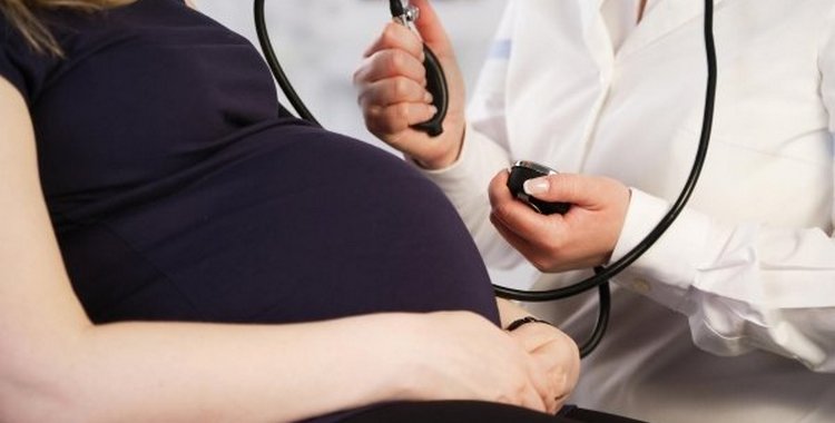 Високий тиск при вагітності: що робити