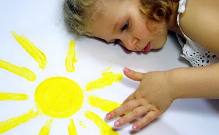 Алергія на сонце у дітей: що робити
