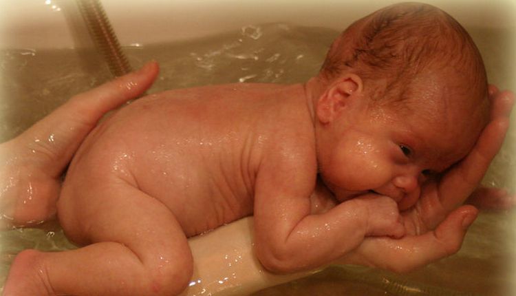 Як заварювати низку для купання новонароджених