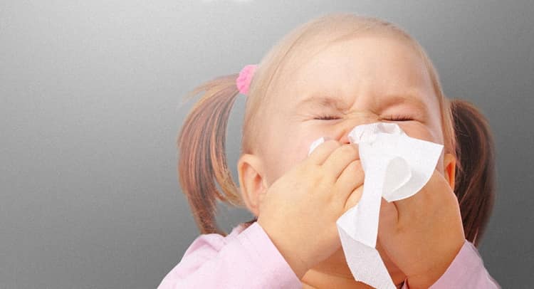 Які краще очні краплі від алергії для дітей