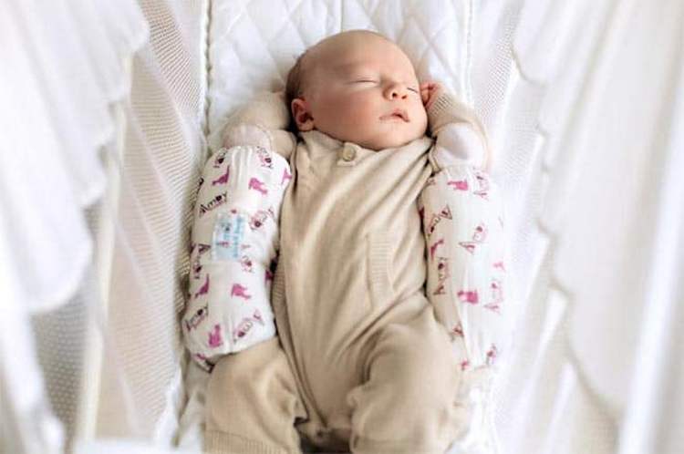 Позиціонер для сну новонародженого: як вибрати