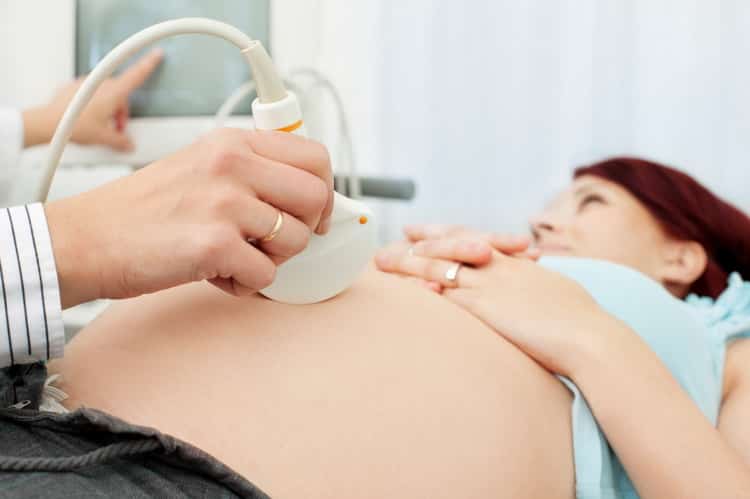 Шуми в серці у новонародженого: причини і лікування