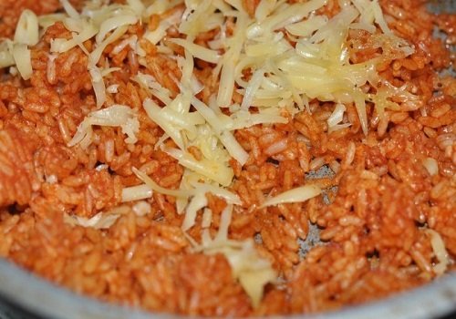 Рис з томатним соусом та сиром покроковий домашній рецепт з фото
