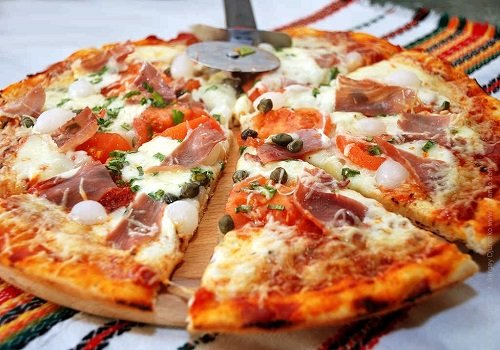 ТОП 10 найбільш популярних рецептів піци покрокових з фото